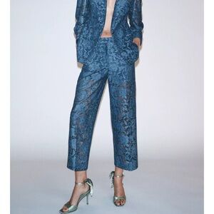 ZARA cropped blue lace pants S